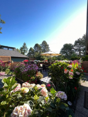 Garden home in Victoria -Beautiful home in Victoria